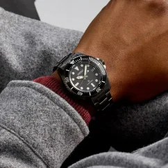 Seiko SNE599P1 Prospex Solar Diver’s in All Black
