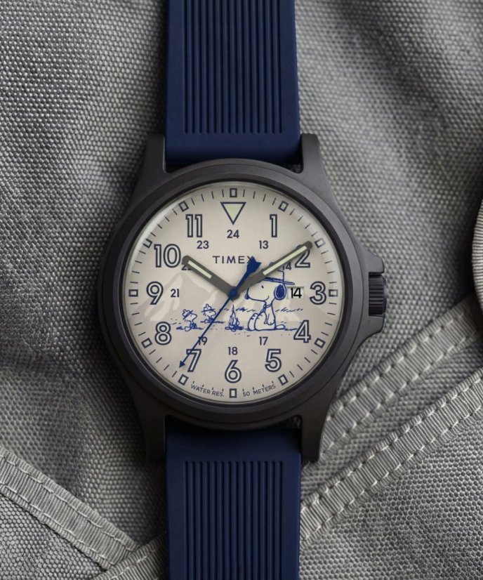 Timex Peanuts Expedition Acadia TW2Y84700