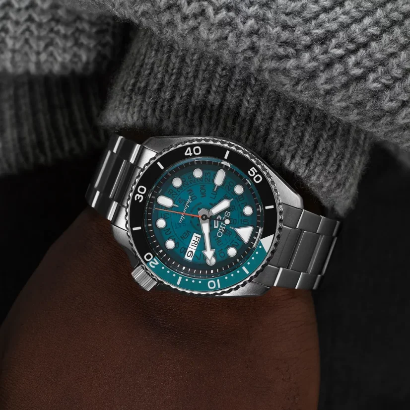 Seiko SRPJ45K1 Seiko 5 Sports SKX ‘Skeleton Style’