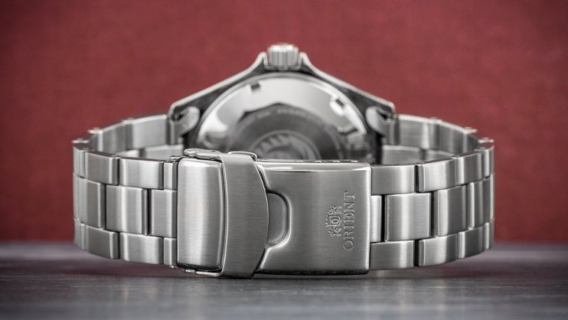 Orient Sports Mako III Automatic RA-AA0820R39B
