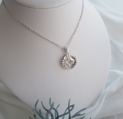 Stříbrný náhrdelník MINET Zodiac znamení LEV JMAS9408SN45