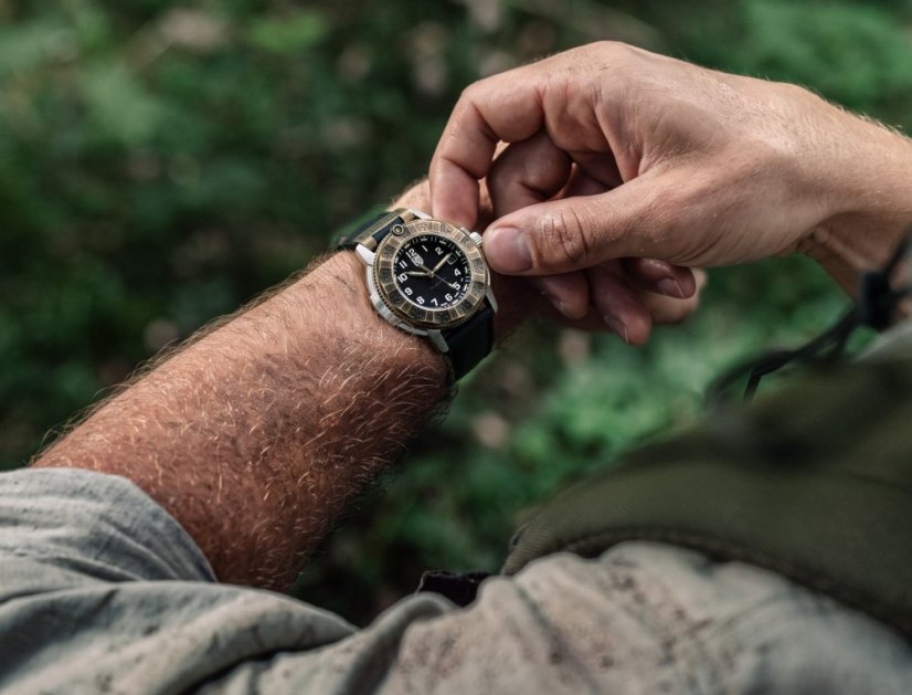 Luminox Adventure 1300 Series XL.1301
