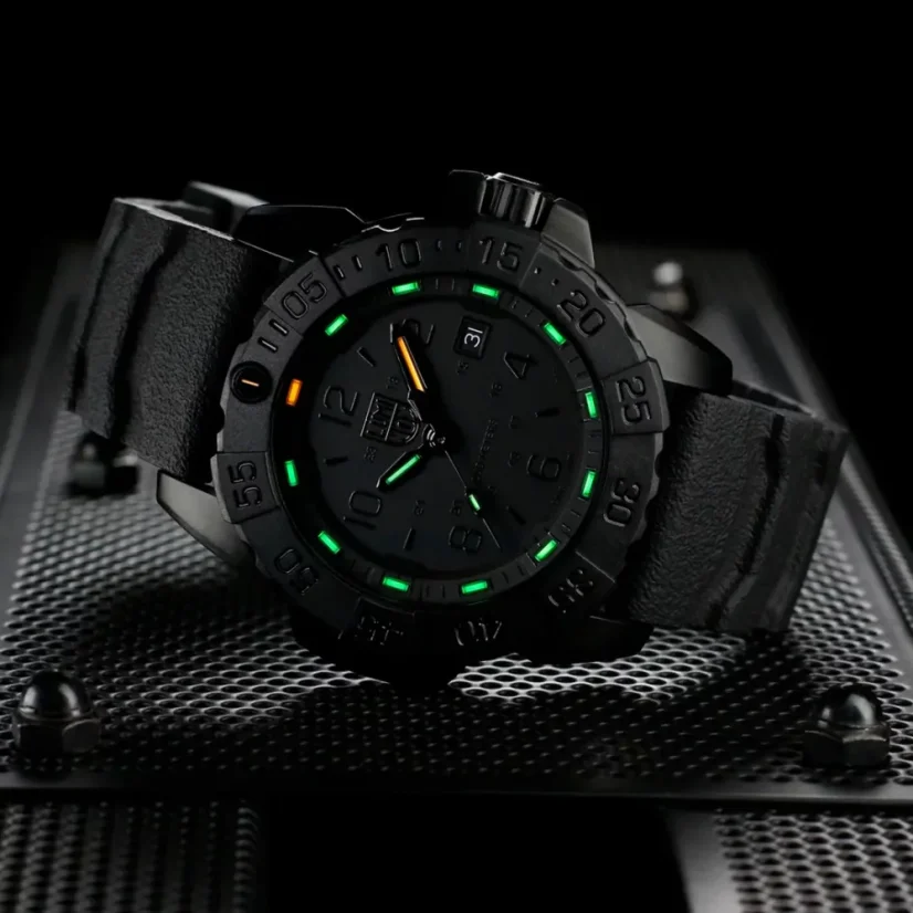 Luminox Navy Seal Steel 3250 Time Date Series XS.3251.BO.CB