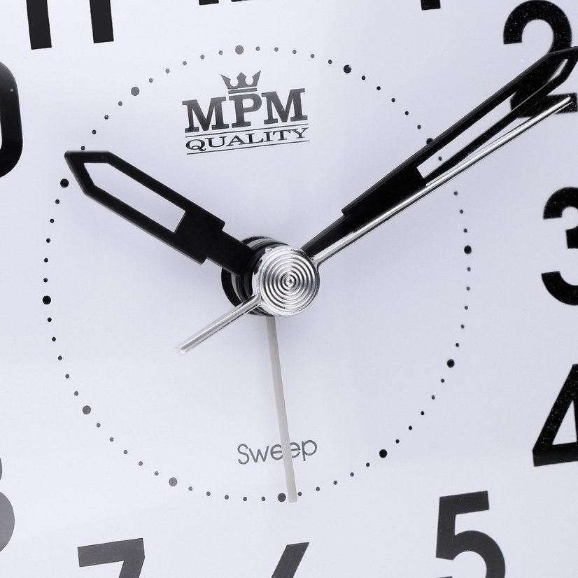 Budík s LED podsvícením a tichým chodem MPM  C01.3530.9090