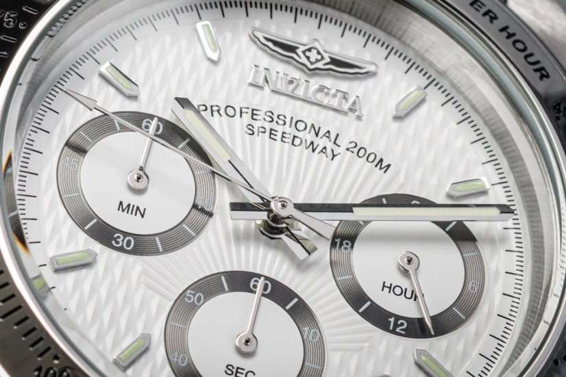 Invicta Speedway Quartz 40mm 9211