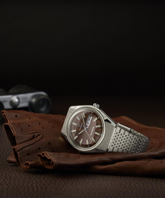 Timex Q Timex Falcon Eye TW2W62400UK