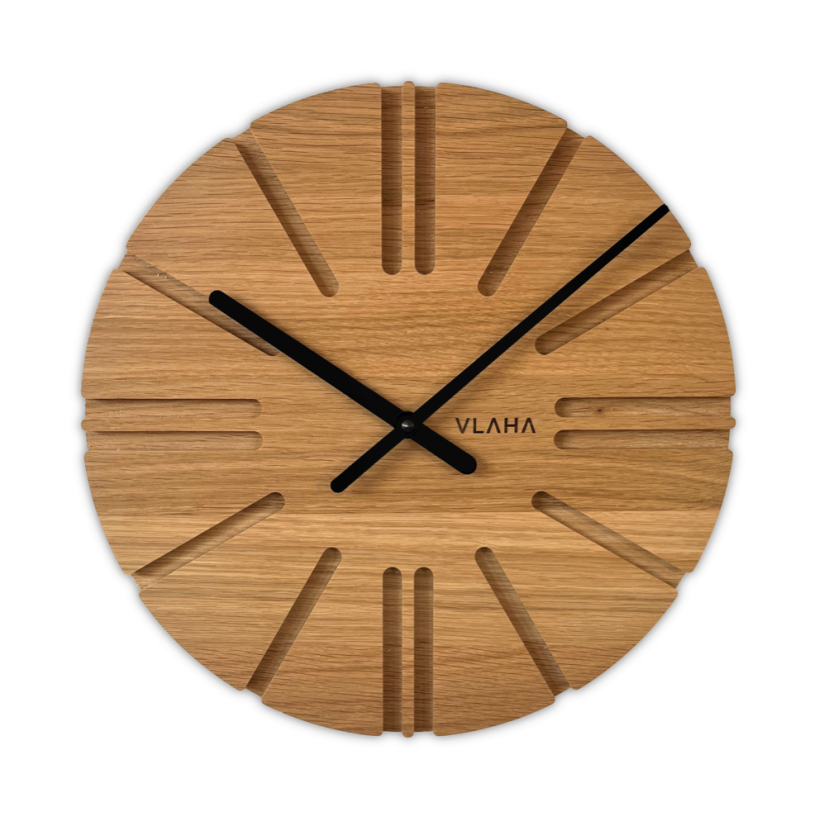 VLAHA Dubové hodiny ATELIER vyrobené v Čechách s černými ručkami ⌀32,5cm