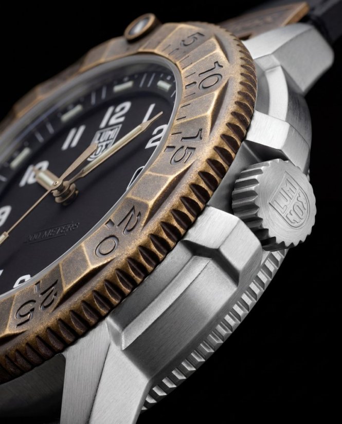 Luminox Adventure 1300 Series XL.1301