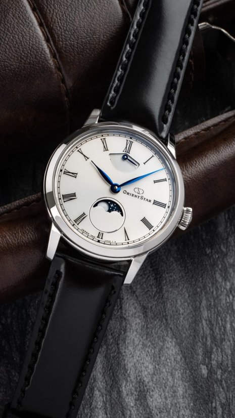 Orient Star Classic M45 Moon Phase Mechanical RE-BW0004S00B