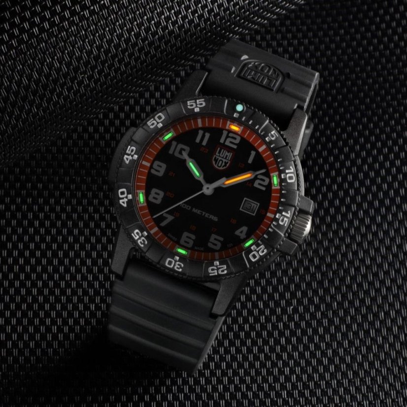 Luminox Leatherback Sea Turtle Giant 0320 Series XS.0329.1