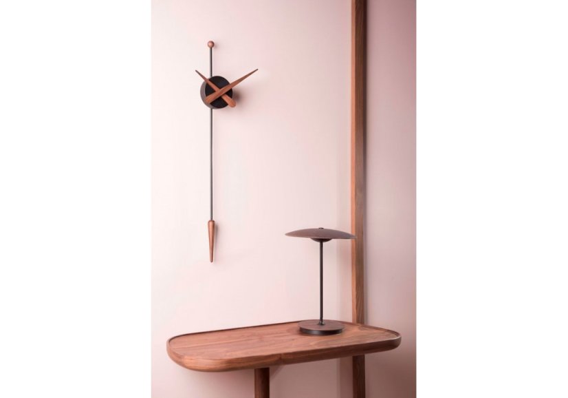 Dizajnové nástenné hodiny Nomon Punta BW 63cm