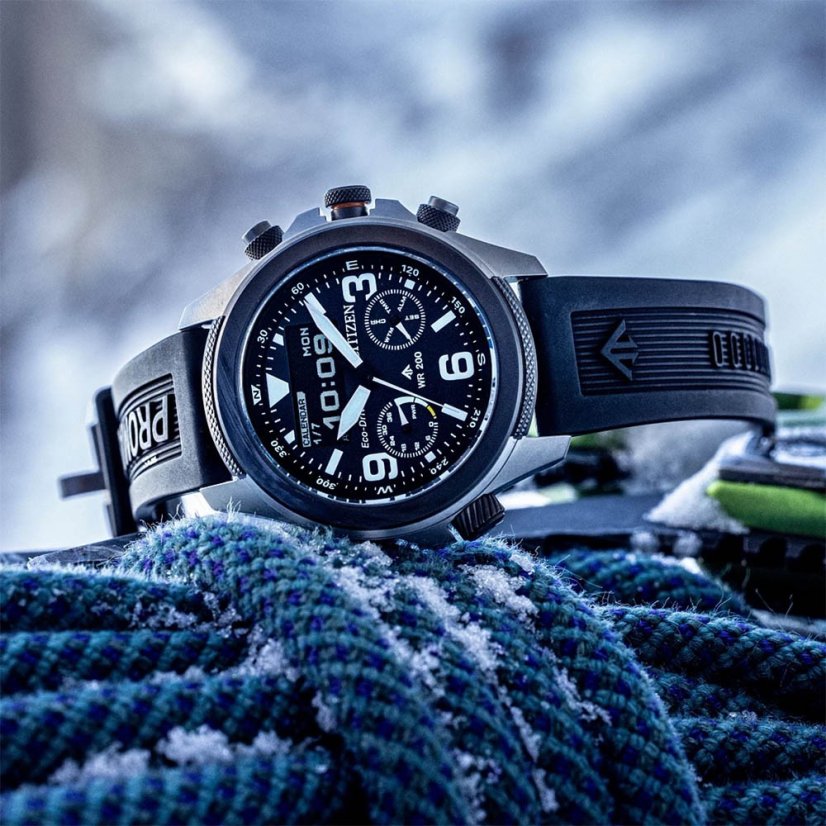 Citizen JV1007-07E Promaster