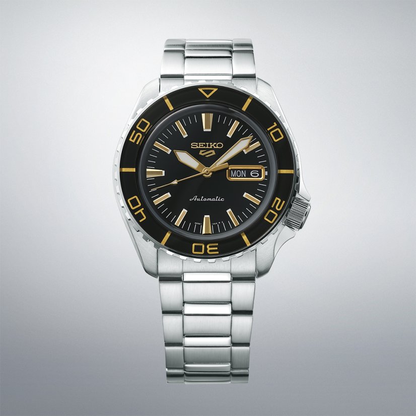 Seiko SRPK99K1 Seiko 5 Sports SNZH5 Blacktone Redux